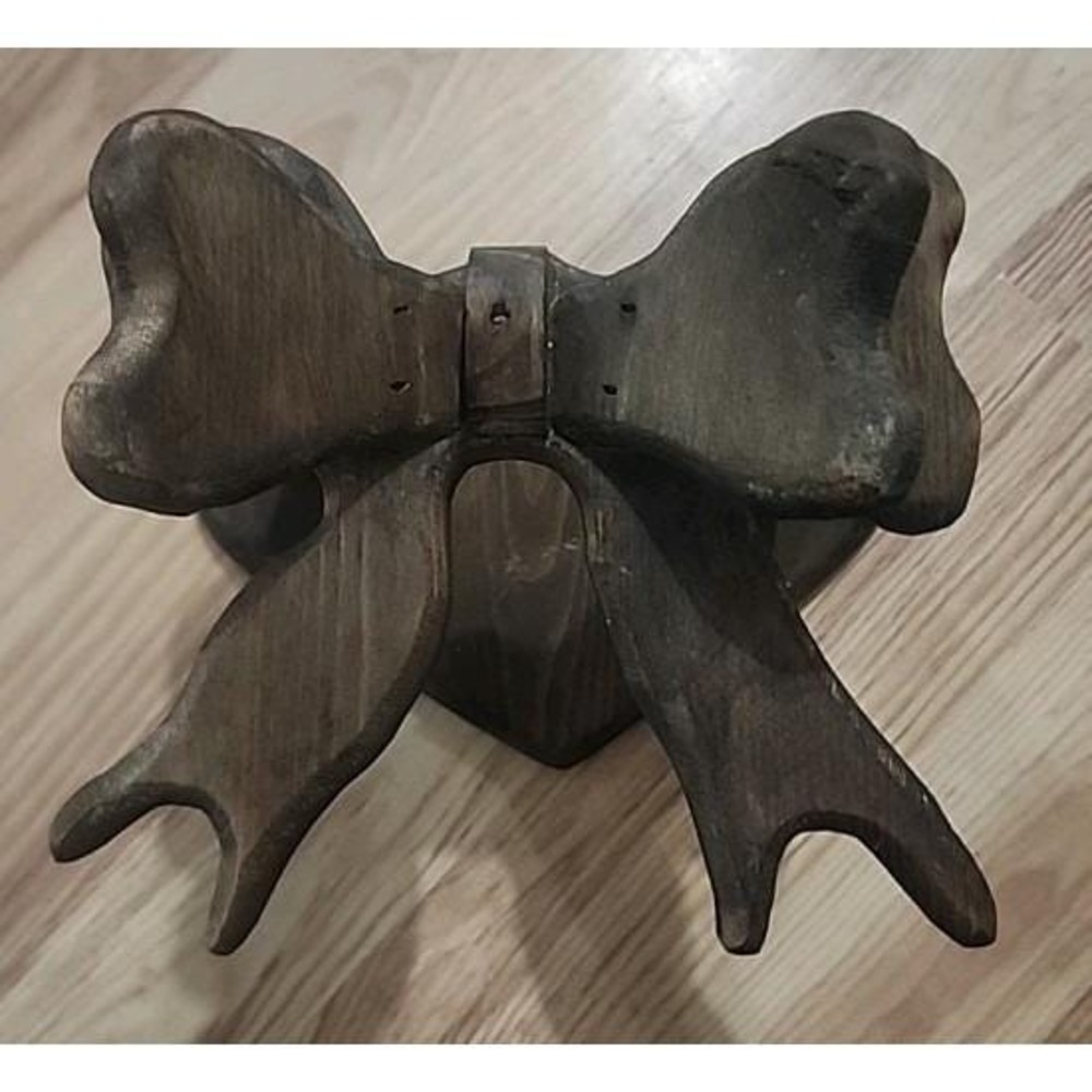 Vintage Wall Mounted Wooden Double Hand Towel Rack Heart Back, Ribbon Bow Front